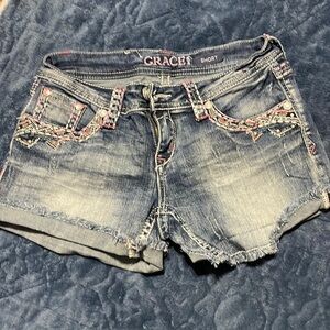 Grace in LA shorts